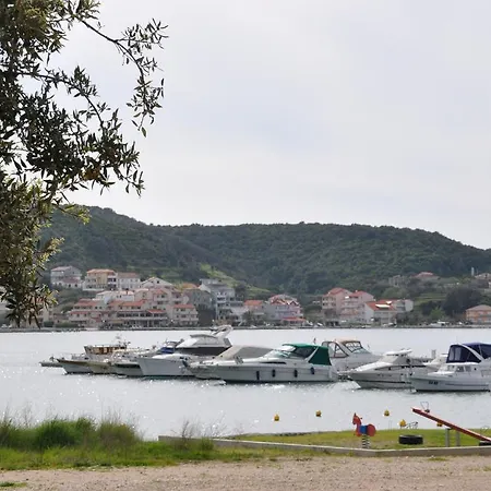 Pljesa Apartments Supetarska Draga Zewnętrze zdjęcie