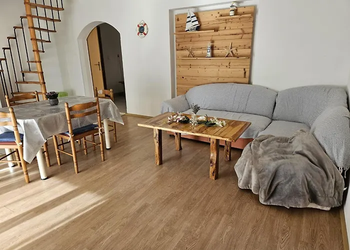 Pljesa Apartments