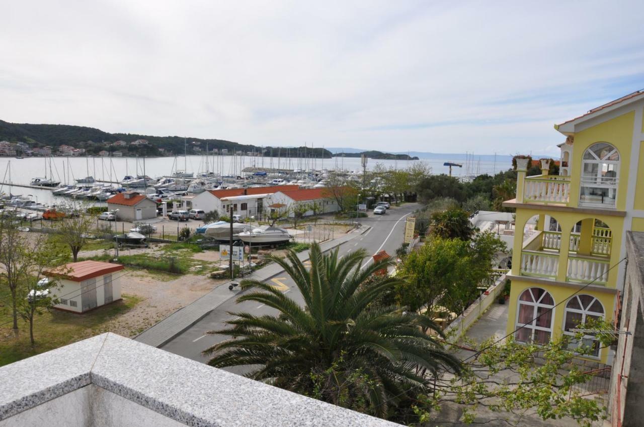 Pljesa Apartment Supetarska Draga